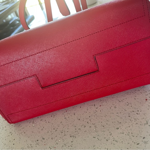 Tory Burch - Robinson Tote - Picture 2 of 4